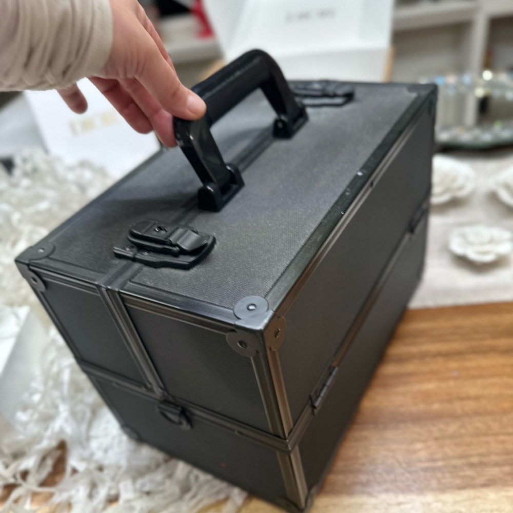 CHANEL PROFESSIONAL BEAUTY ADVISOR/MAKE-UP ARTIST X-LARGE COSMETICS TRAVEL CASE - Picture 7 of 16
